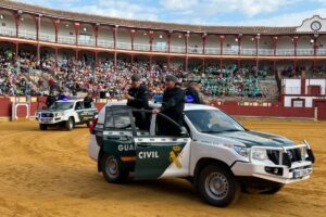Exhibición de la Guardia Civil en la plaza de toros de Ciudad Real