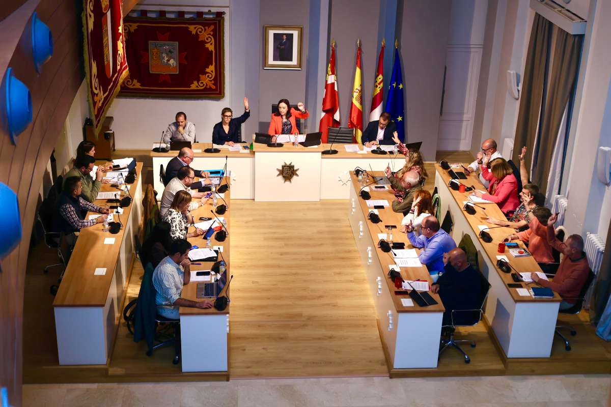 Imagen de la sesión plenaria celebrada en el Ayuntamiento de Alcázar de San Juan