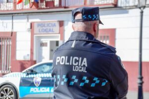 Imagen de un agente de la Policía Local de Tomelloso