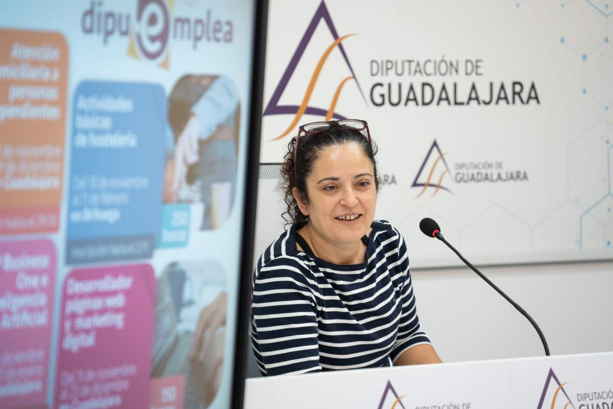 Margarita Morera en la presentación Dipuemplea 2025-26