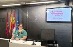 La portavoz de Unidas Podemos en Albacete, Nieves Navarro