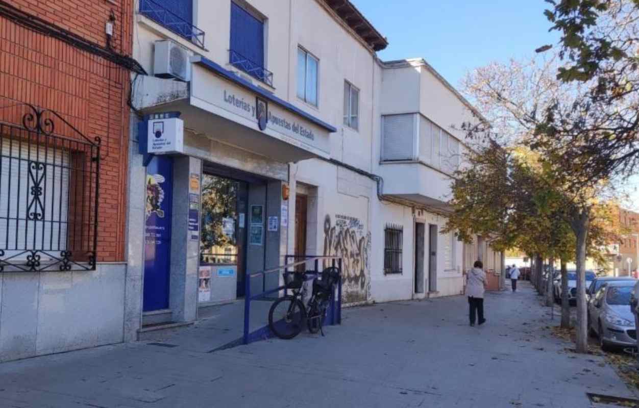 Vendido en la administración situada en Plaza del Arenal, 5.