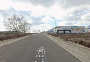 Calle Boadilla de Illescas, donde están las obras del auditorio en las que se produjo un accidente laboral mortal.