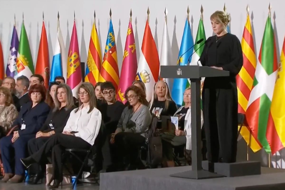 Homenaje a las víctimas de la DANA en la Ciudad de las Artes y las Ciencias (Valencia). Foto: @europapress