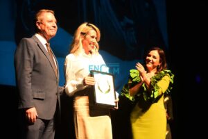 María Luisa Gutiérrez, tras recibir el Premio Extraordinario de ENCLM.