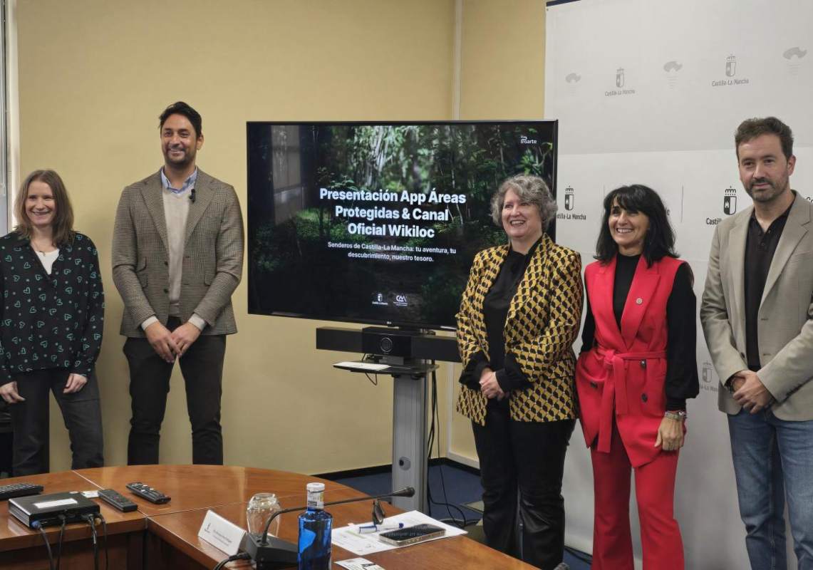 Mercedes Gómez presentó las novedades digitales para disfrutar del medio en la región.