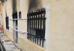 Incendio en una vivienda en Cuenca.