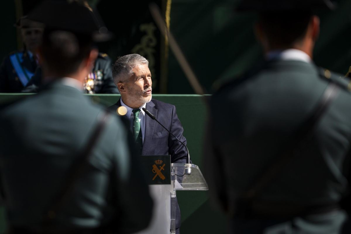 El ministro del Interior, Fernando Grande-Marlaska, preside el acto central de celebración de la Virgen del Pilar, en Cuenca. Lola Pineda - Europa Press.