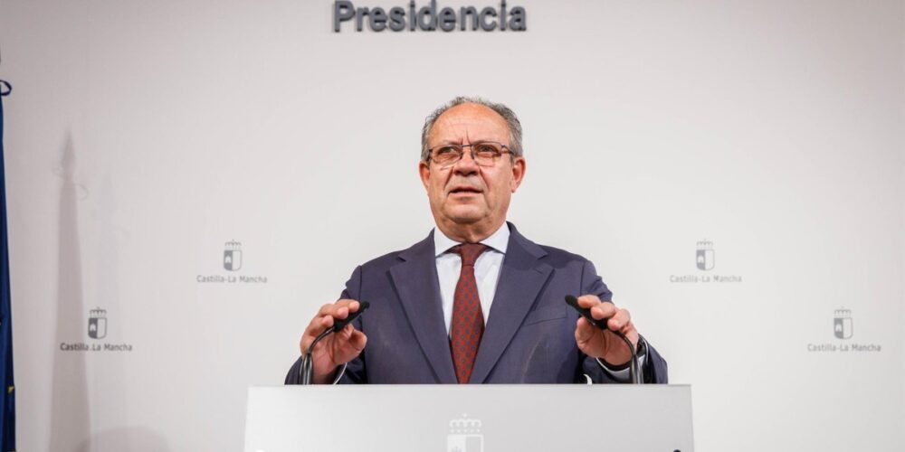 El consejero de Administraciones Públicas, Juan Alfonso Ruiz Molina.