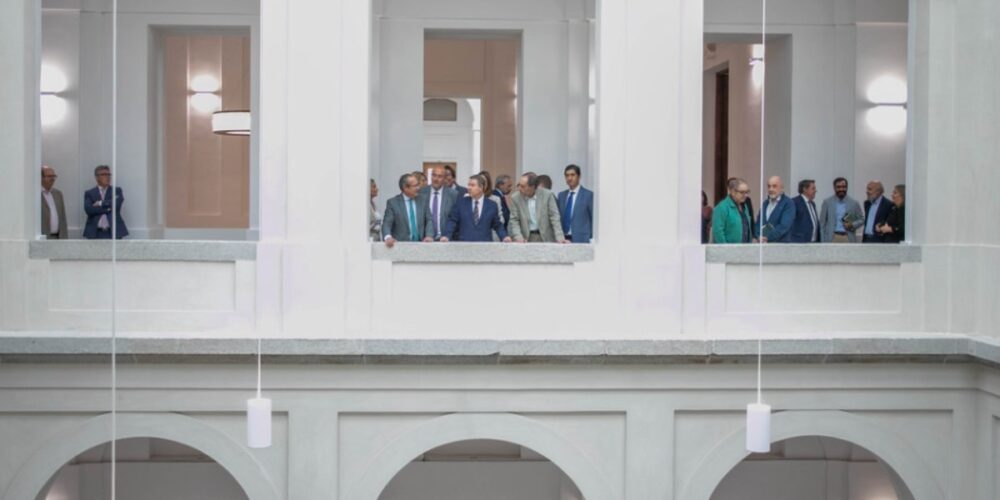 El presidente de Castilla-La Mancha, Emiliano García-Page, inaugura la rehabilitación integral del Edificio Nuncio Nuevo, sede de la Consejería de Hacienda, Administraciones Públicas y Transformación Digital. (Fotos: Piedad López // JCCM)