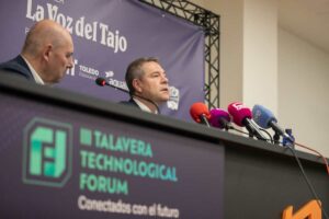 El presidente de Castilla-La Mancha, Emiliano García-Page, en un evento organizado por La Voz del Tajo.