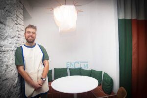 Pedro López Carles en su restaurante Tara, en Toledo. Foto: Rebeca Arango.