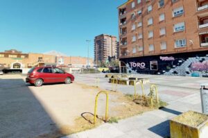 Accidente doméstico en un piso de la plaza Miguel Hernández de Talavera.