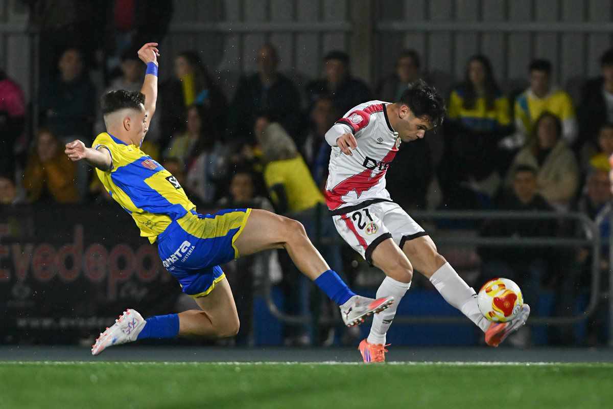 Foto del encuentro entre el CD Yuncos y el Rayo Vallecano. Foto: Rayo Vallecano.