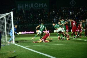 El momento del único gol del Toledo. Foto: Rebeca Arango.