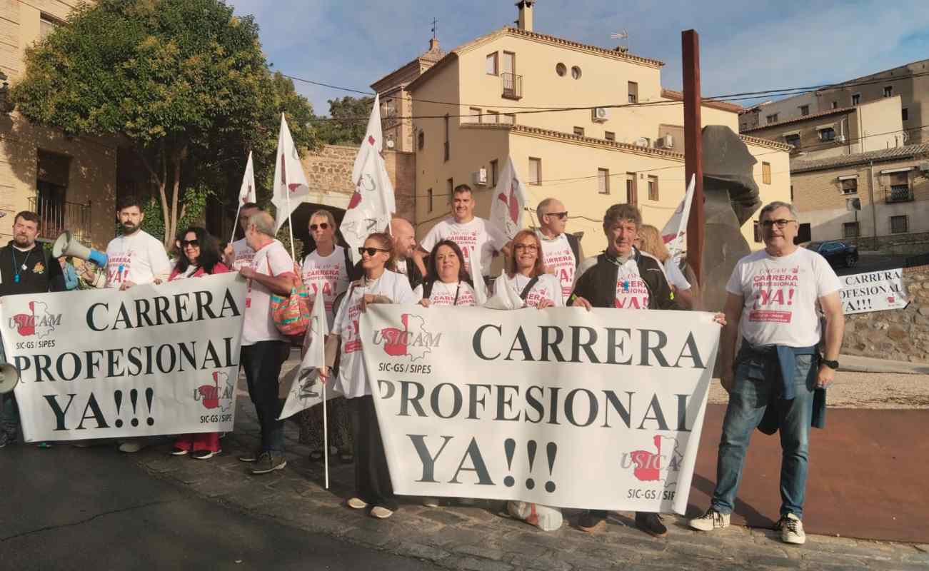 Miembros de Usicam, durante la protesta. Foto: Rebeca Arango.