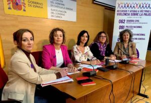 Presentación de la programación institucional por el 25N en Cuenca.