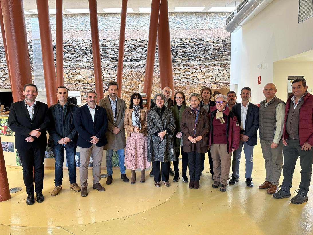 Autoridades presentes en la conmemoración del trigésimo aniversario de Cabañeros