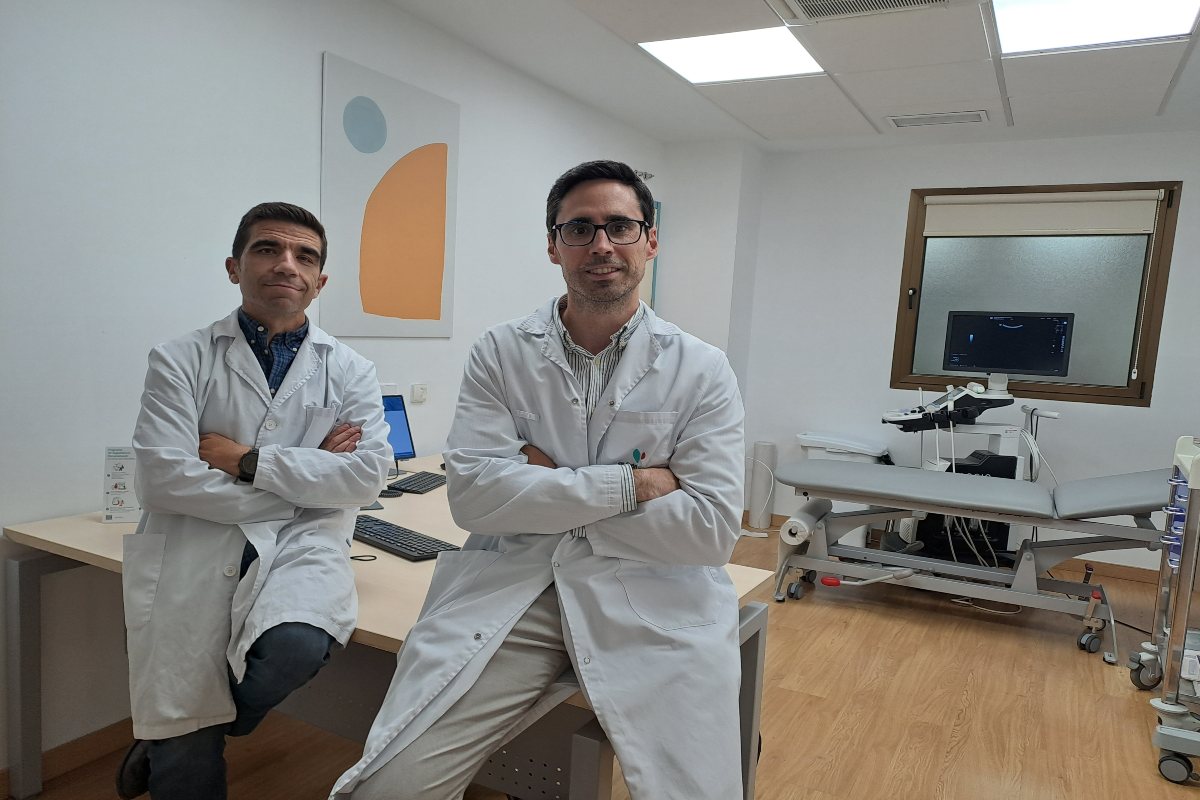 Doctor David López y Alejandro Puerto.