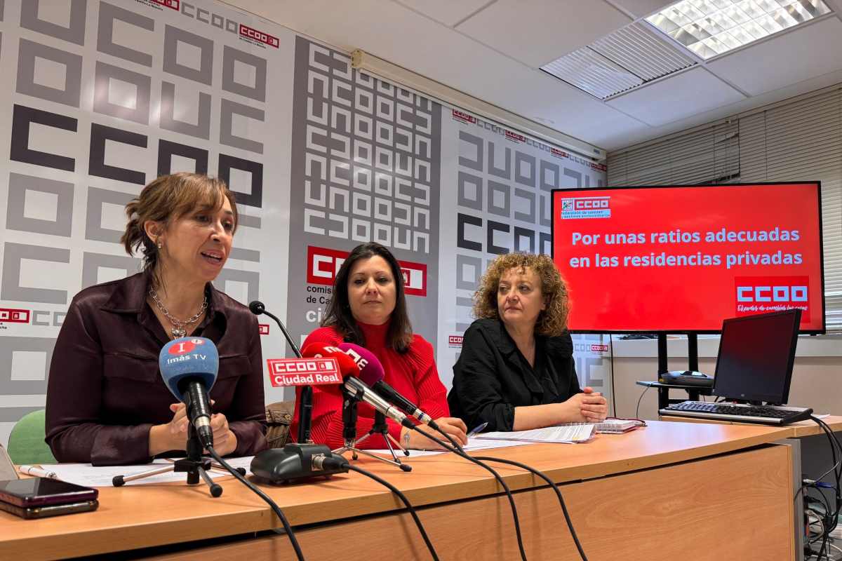 Rueda de prensa de CCOO para exigir mayores ratios en las residencias privadas