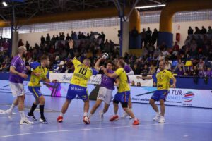 Bm Guadalajara-BM Ciudad Real Foto: Santi Molina