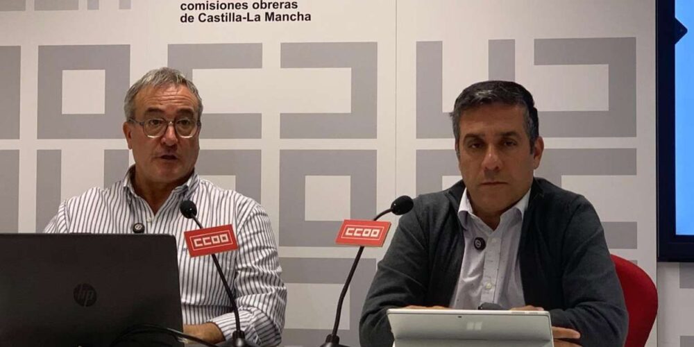 Ángel León (izquierda) y Javier Ortega, avanznado la postira sindical ante la negociación colectiva de 2026.