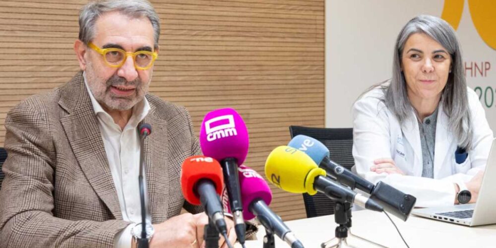 El consejero de Sanidad, Jesús Fernández Sanz, en el Hospital Nacional de Parapléjicos de Toledo