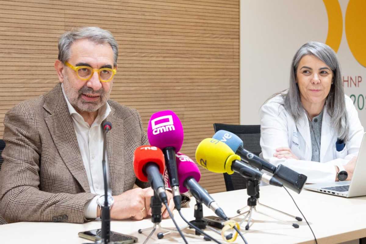 El consejero de Sanidad, Jesús Fernández Sanz, en el Hospital Nacional de Parapléjicos de Toledo