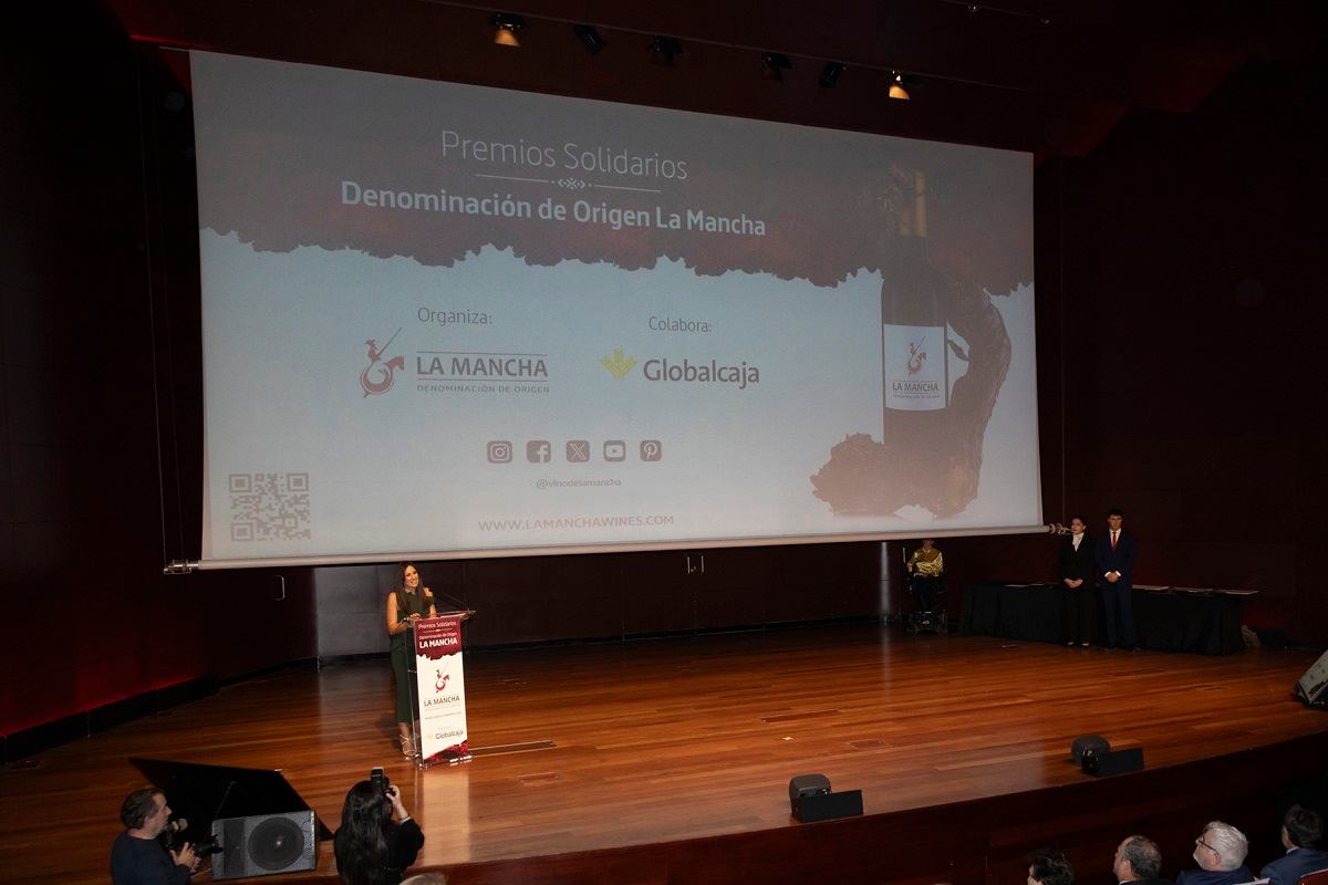 La gala de los premios DO Mancha se celebra e el museo Reina Sofía.