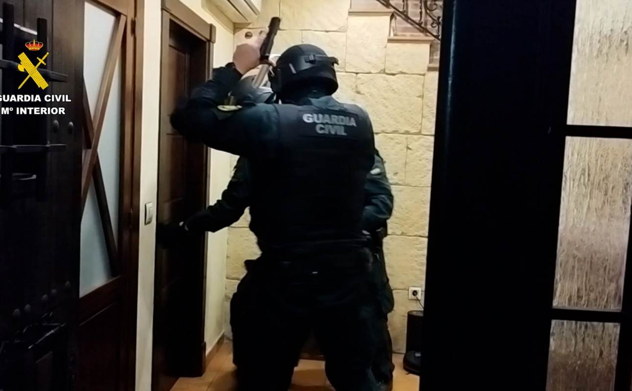 Un momento de una de las operaciones de la Guardia Civil.