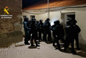 La Guardia Civil, en la operación Abetul, ha detenido a cuatro personas