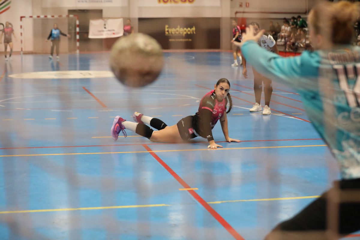 El balonmano siempre ha tenido muy buena acogida en Toledo. Foto: Josechu Llorca.