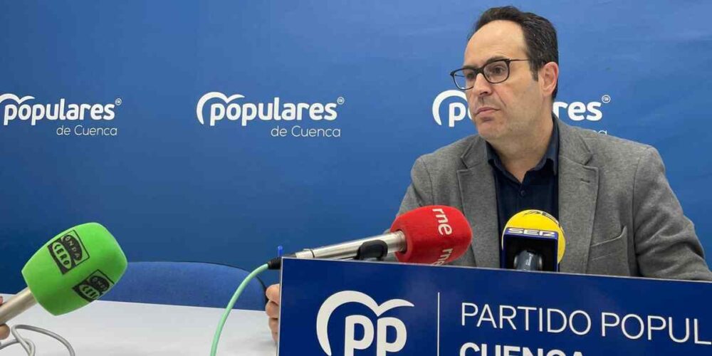 El presidente de la gestora del PP de Cuenca, José Martín-Buro.