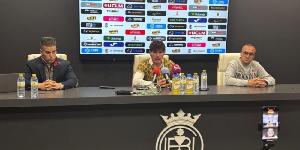 Nacho Ruiz en una rueda de prensa en Cuenca este martes - EUROPA PRESS