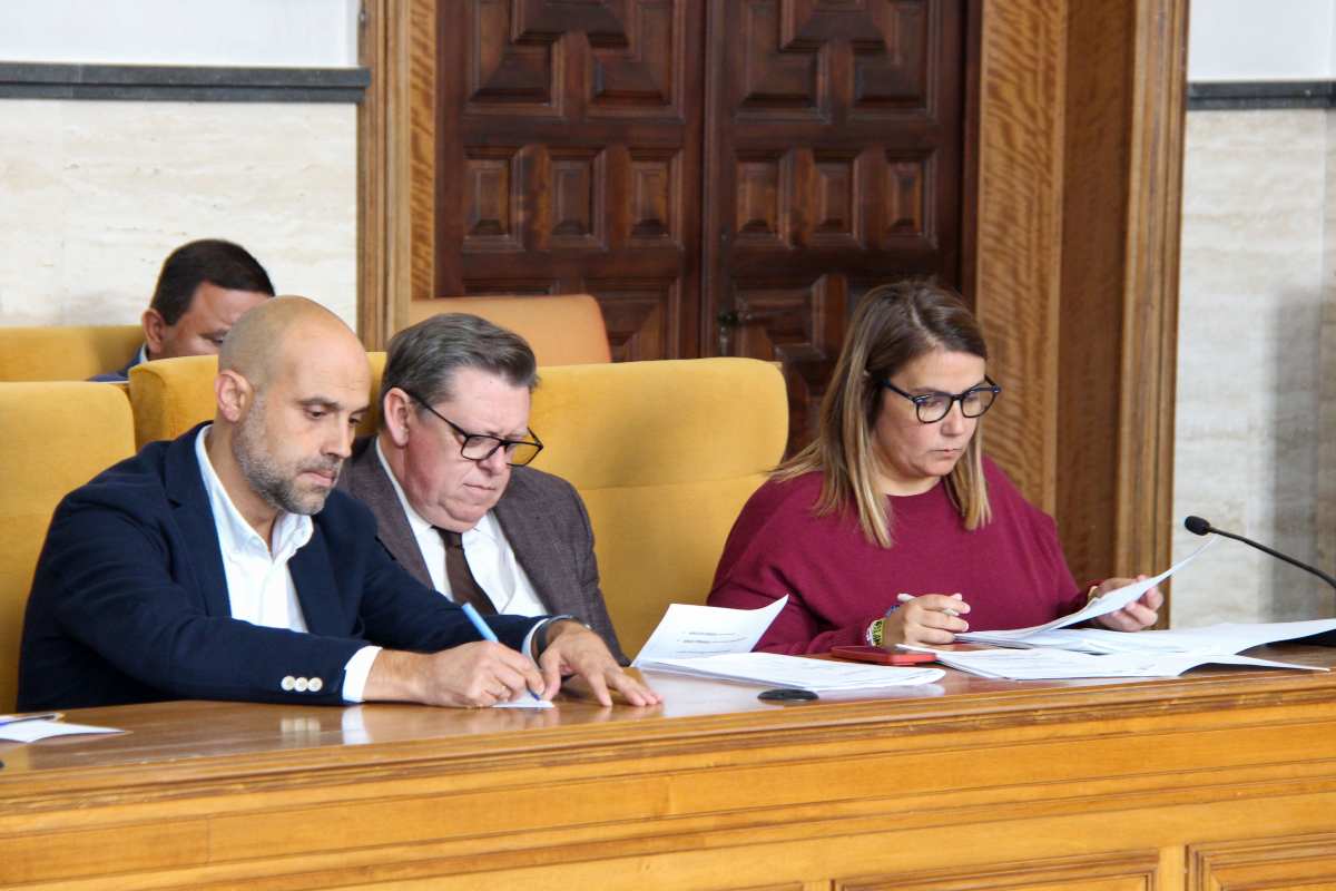 Bancada parcial socialista en la Diputación de Toledo.