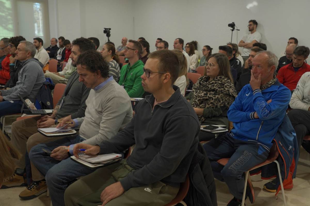 Público asistente a una de las ponencias del II Congreso de la Actividad Física y el Deporte.