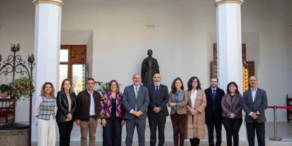 Foto de familia de la reunión del Consejo de Diálogo Social.