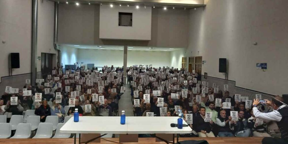 Reunión en Cobeja contra la planta de biogás.