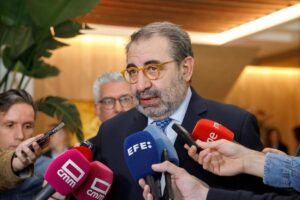 El consejero de Sanidad, Jesús Fernández Sanz.