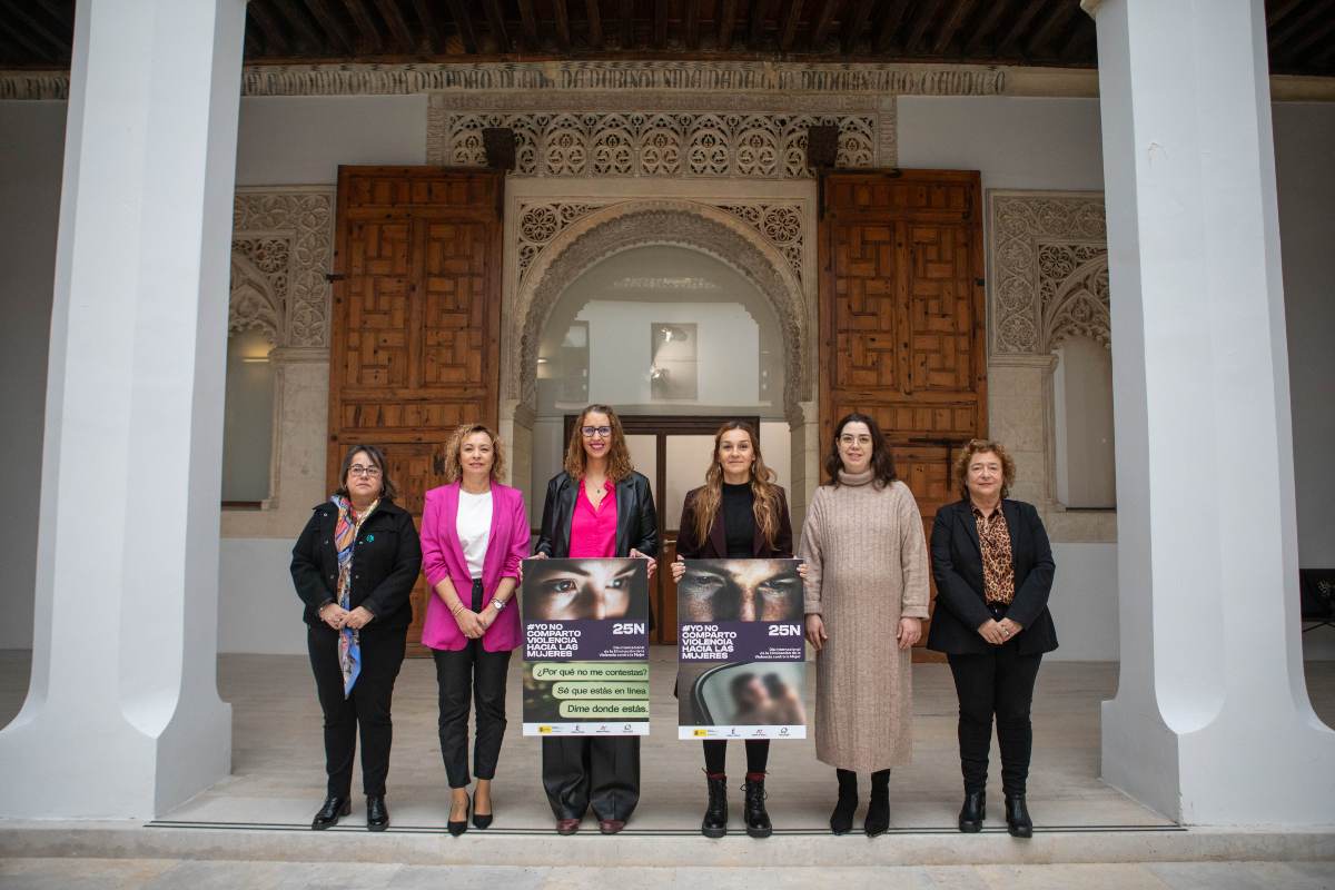 La consejera de Igualdad, Sara Simón, presenta la campaña institucional por el 25-N