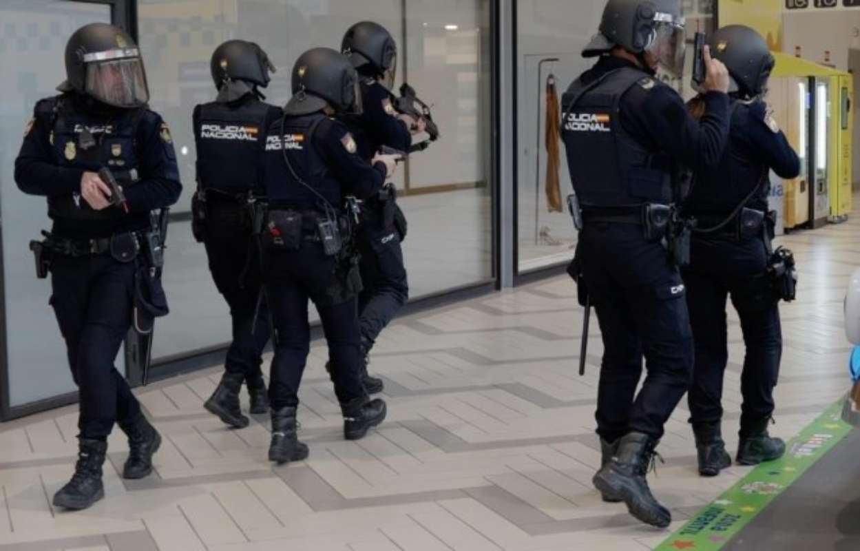 El simulacro sivió para comprobar los sistemas de seguridad.