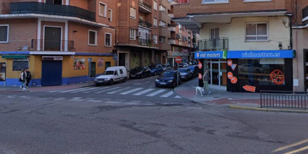 El suceso se ha producido en una glorieta de la avenida Pio XII, en Talavera