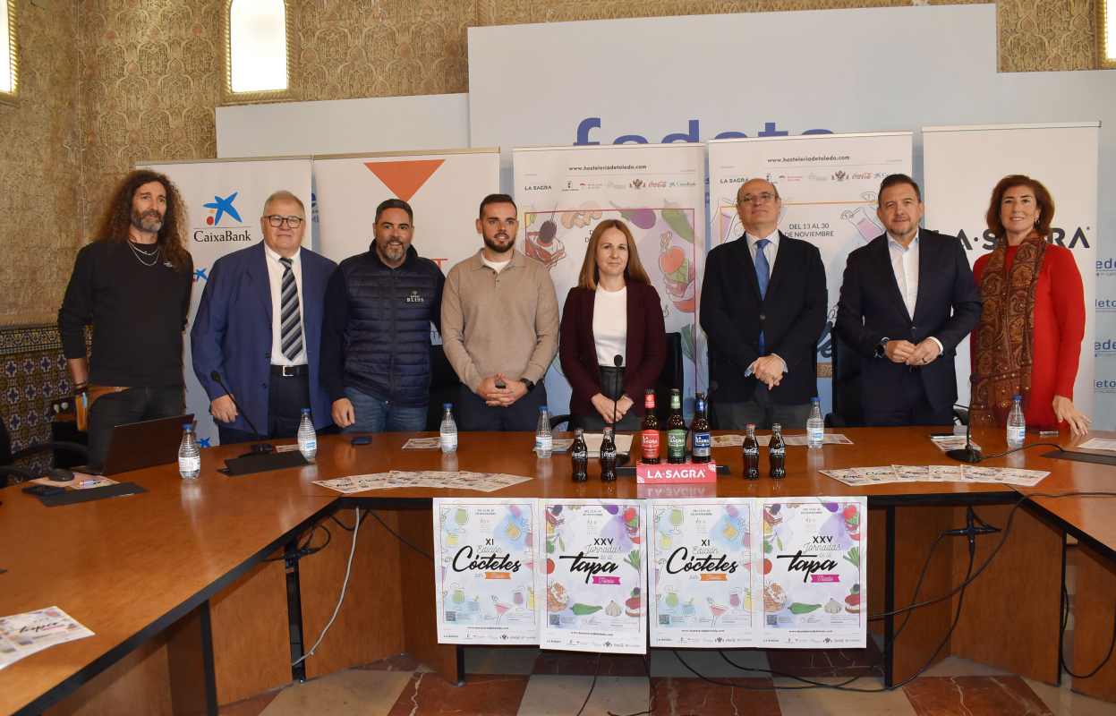 Foto de familia de la presentación de estas jornadas gastronómicas en Toledo.