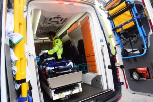 Ambulancias, UVI móvil del Sescam. Foto: Rebeca Arango.