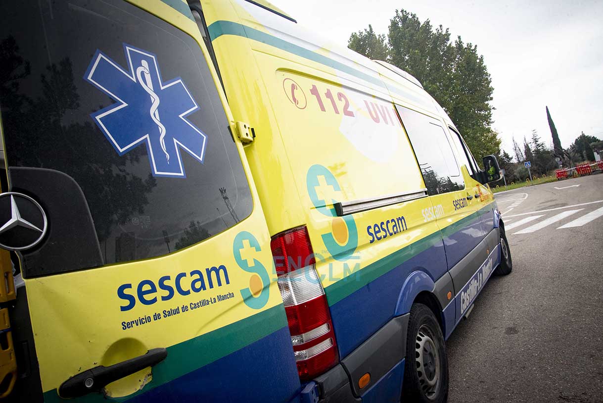 Ambulancias, UVI móvil del Sescam. Foto: Rebeca Arango.