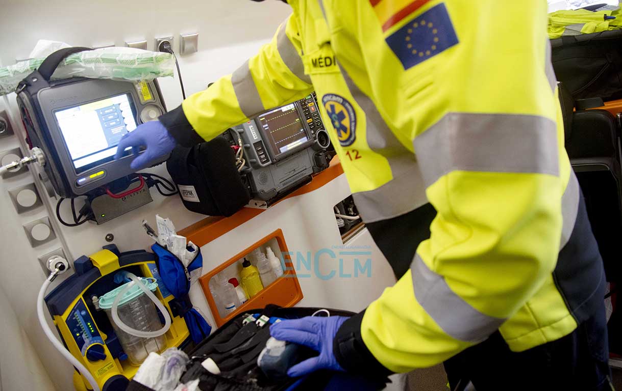 Ambulancias, UVI móvil del Sescam. Foto: Rebeca Arango.