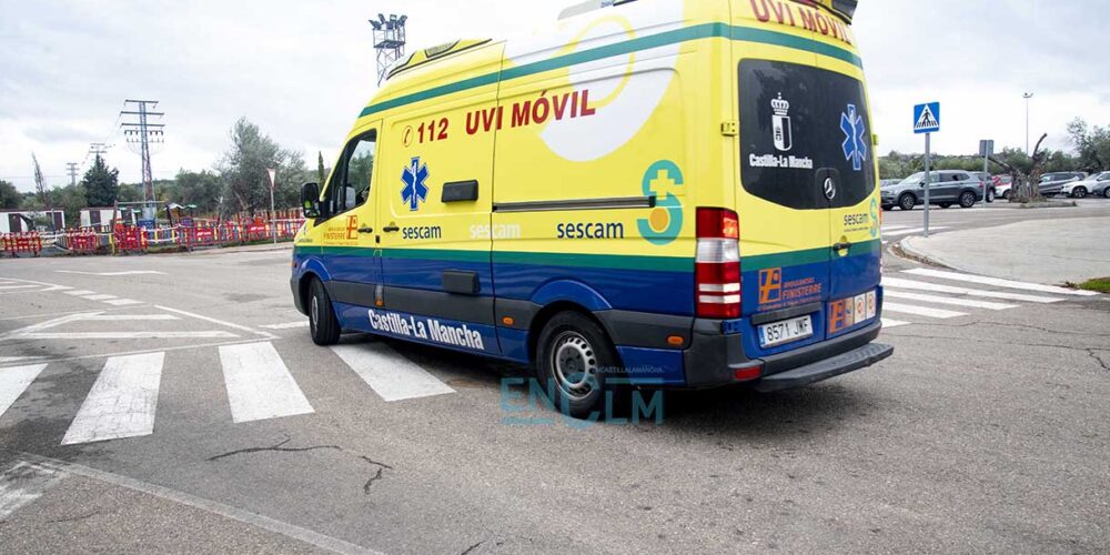Ambulancias, UVI móvil del Sescam. Foto: Rebeca Arango.