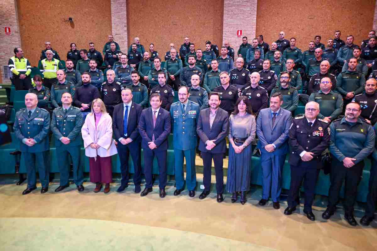 Encuentro entre agentes de la Policía Local de varios municipios y la Guardia Civil