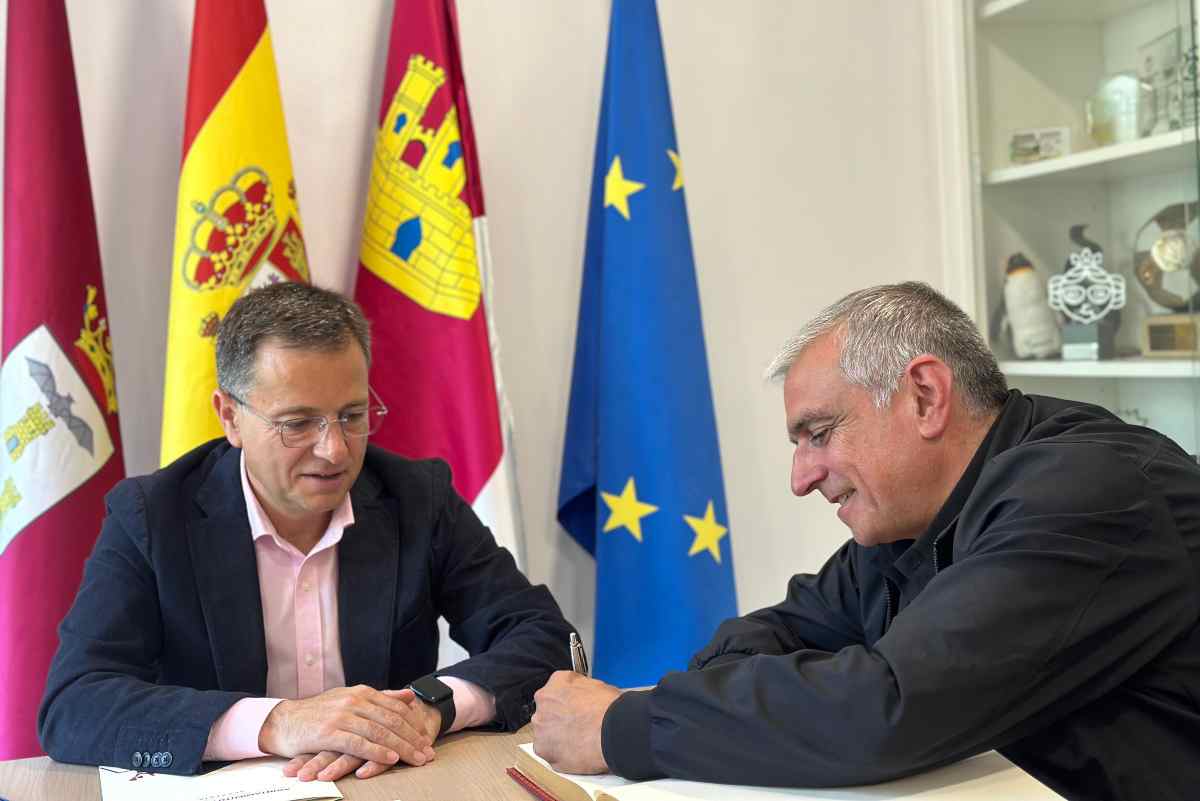 El alcalde de Albacete, Manuel Serrano, y el obispo de la Diócesis, Ángel Román