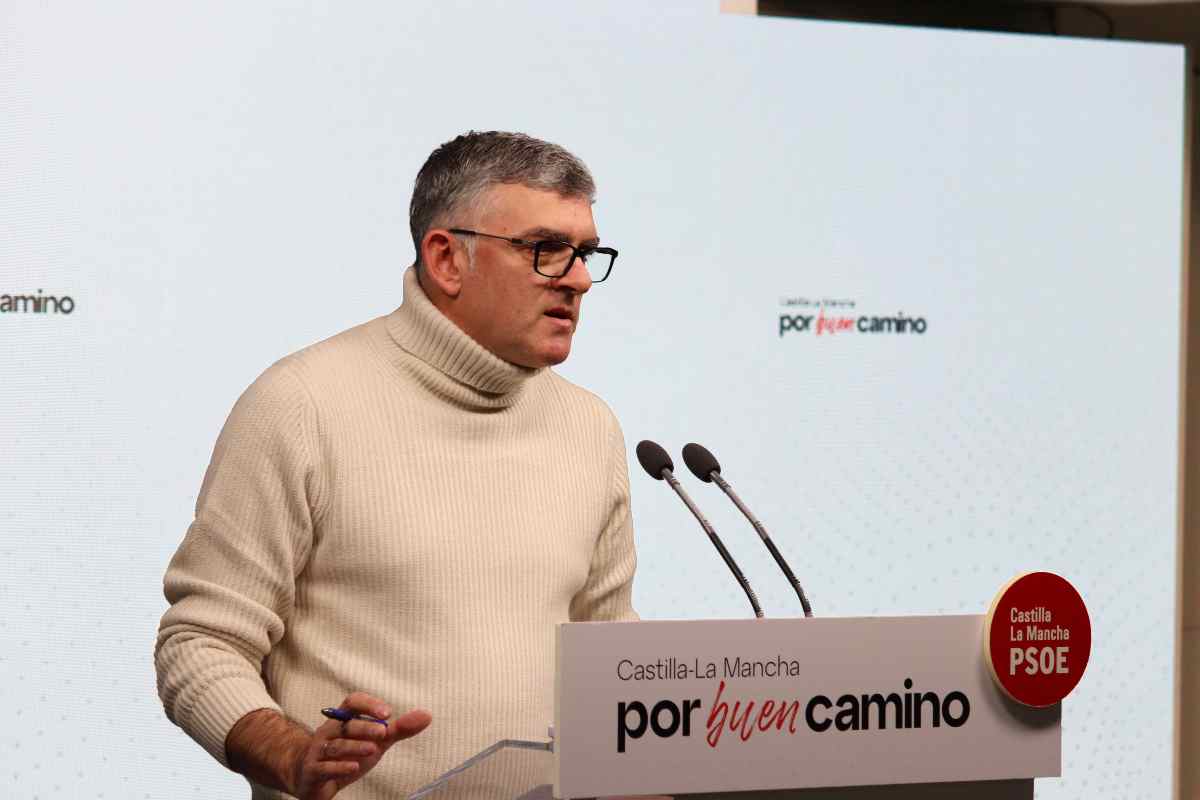 El presidente del grupo socialista en las Cortes de Castilla-La Mancha, Ángel Tomás Godoy.